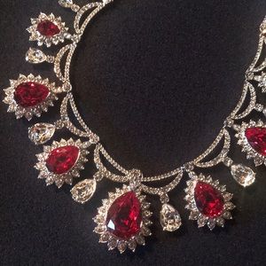 NEW Swarovski Crystal Red all around statement necklace. With matching earring!